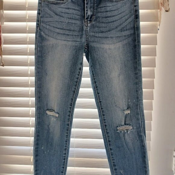 Judy Blue Jeans Women’s 28 Relaxed Fit JB8273MD Medium Wash Distressed Stretch - Picture 6 of 8